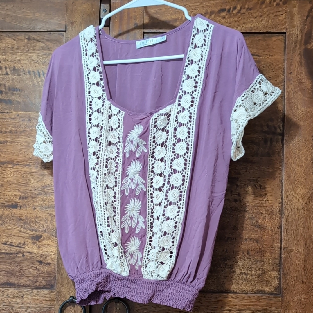 Solitaire Mauve Blouse with Cream Lace